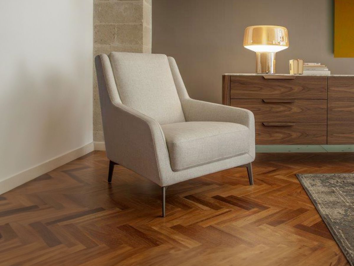 כורסא- מודל -Puella במגוון ריפודים וצבעים