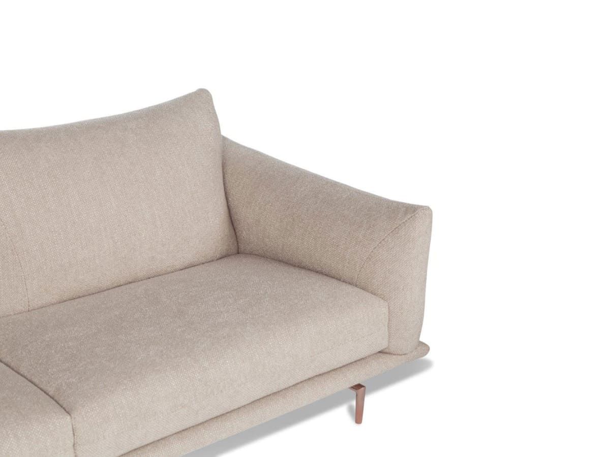 ספה תלת מושבית ארוכה DRAGEES במגוון ריפודים וצבעים